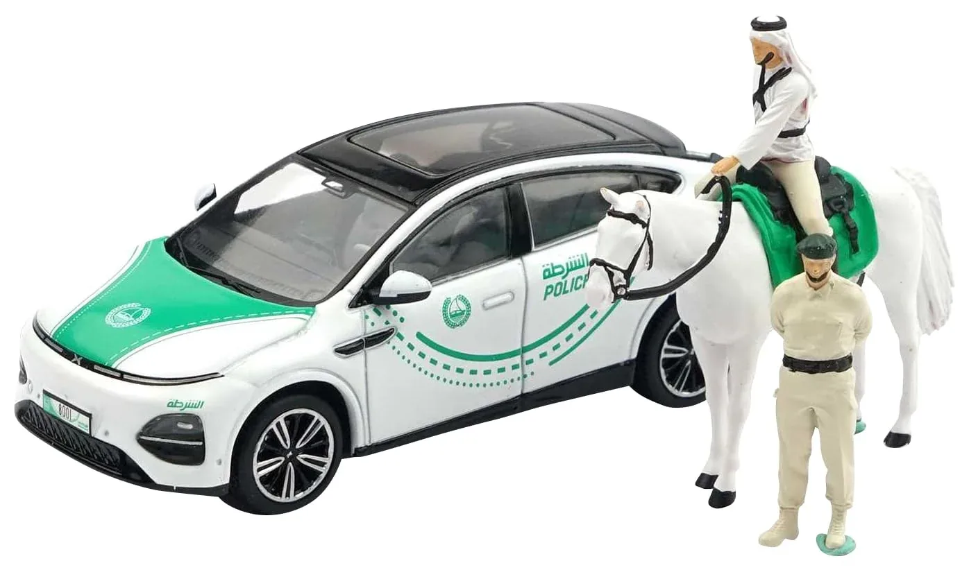 Xcartoys Xpeng G6 Dubai Police Diecast Car 1/64 Japan Official Set X33-01